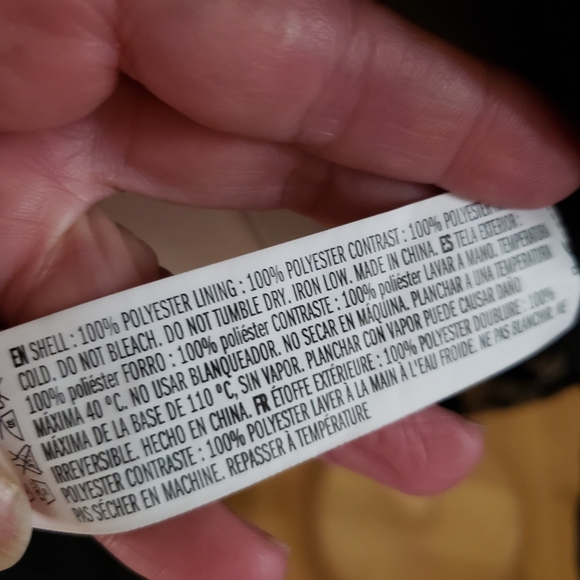 🏷Endless Rose NWOT Barocque & Velvet Button Down Jacket - Black/Gold - M - Picture 4 of 17